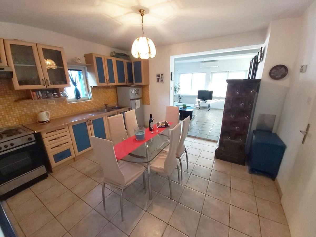Apartments With A Parking Space Sali, Dugi Otok - 8181 외부 사진